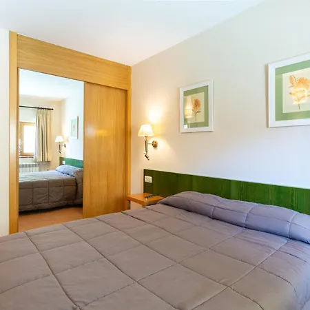 Galayos 2* Hoyos del Espino