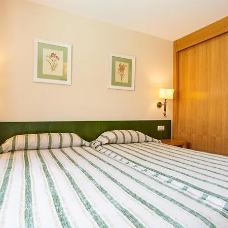 Galayos Hotel 2*