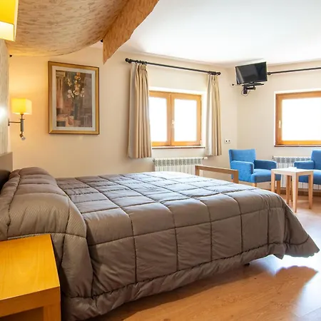 Galayos Hotel Hoyos del Espino