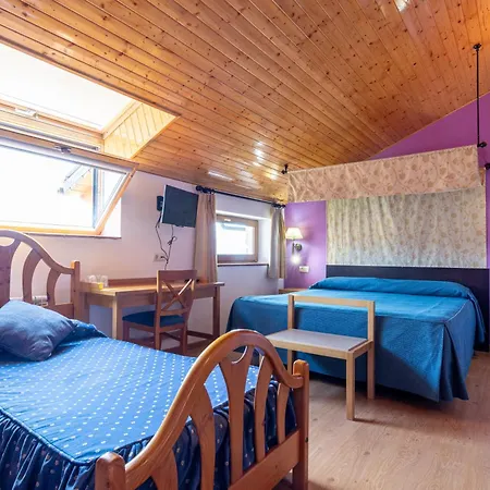 Galayos 2* Hoyos del Espino