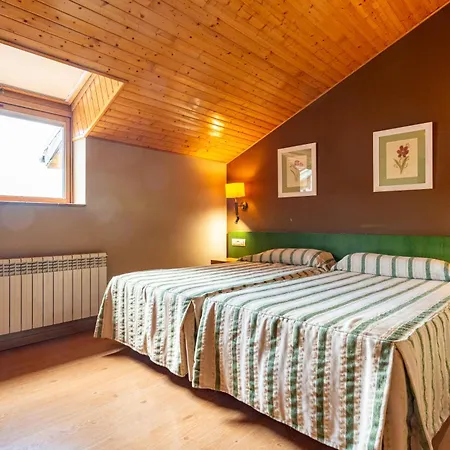 Galayos 2* Hoyos del Espino