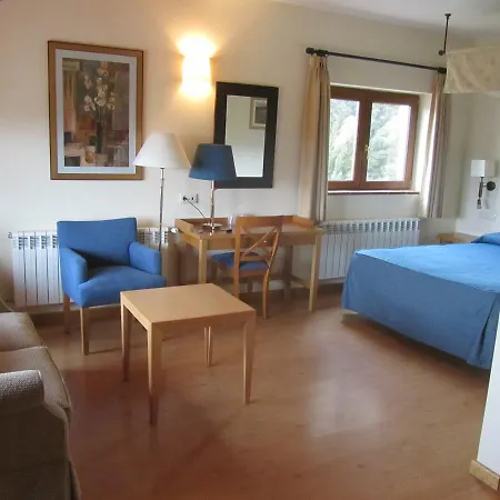 Galayos 2* Hoyos del Espino