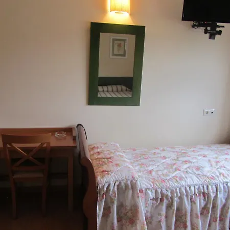 Hotel Galayos Hoyos del Espino