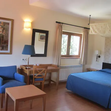 Hotel Galayos 2*