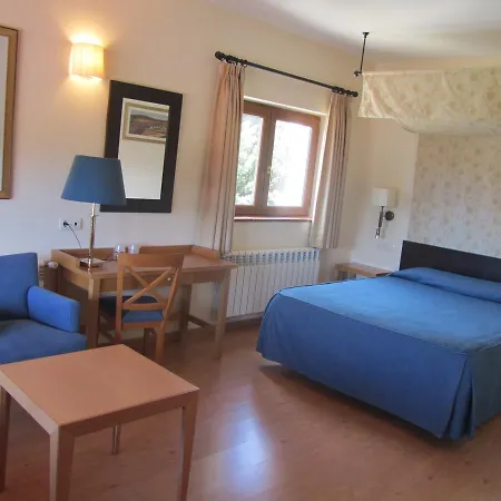 Galayos Hotel 2*