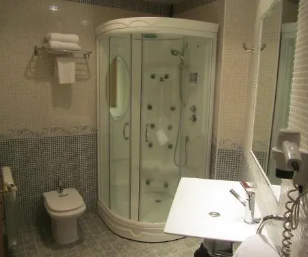 Galayos Hotell Hoyos del Espino